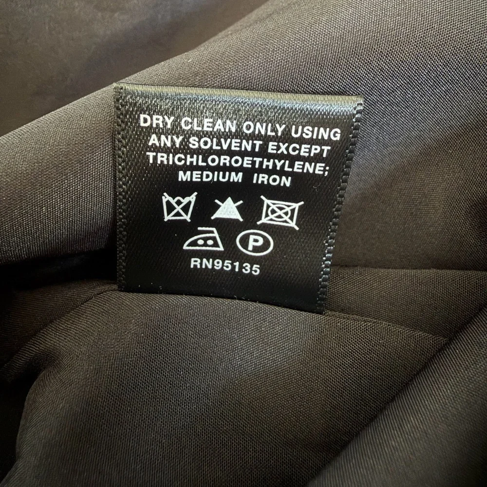 Lafayette 148 New York Modern Tailored Wool Blazer 10 Grey Quiet Luxury Minimal